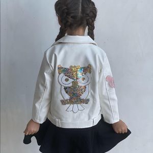 Girl white  jacket